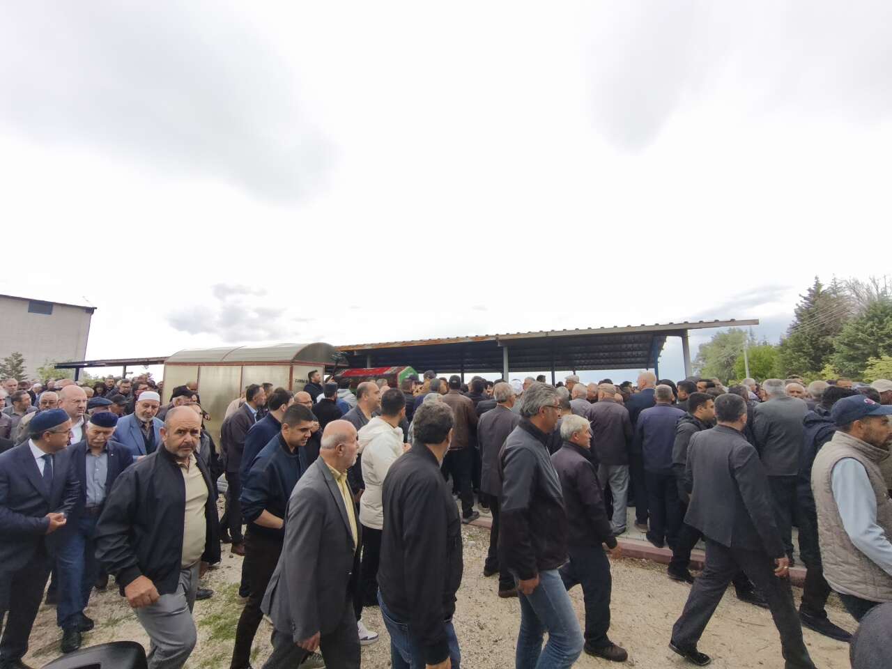 Konya’da sevenleri Recep Konuk’un oğlu Fatih Konuk’a son görevini yaptı 19